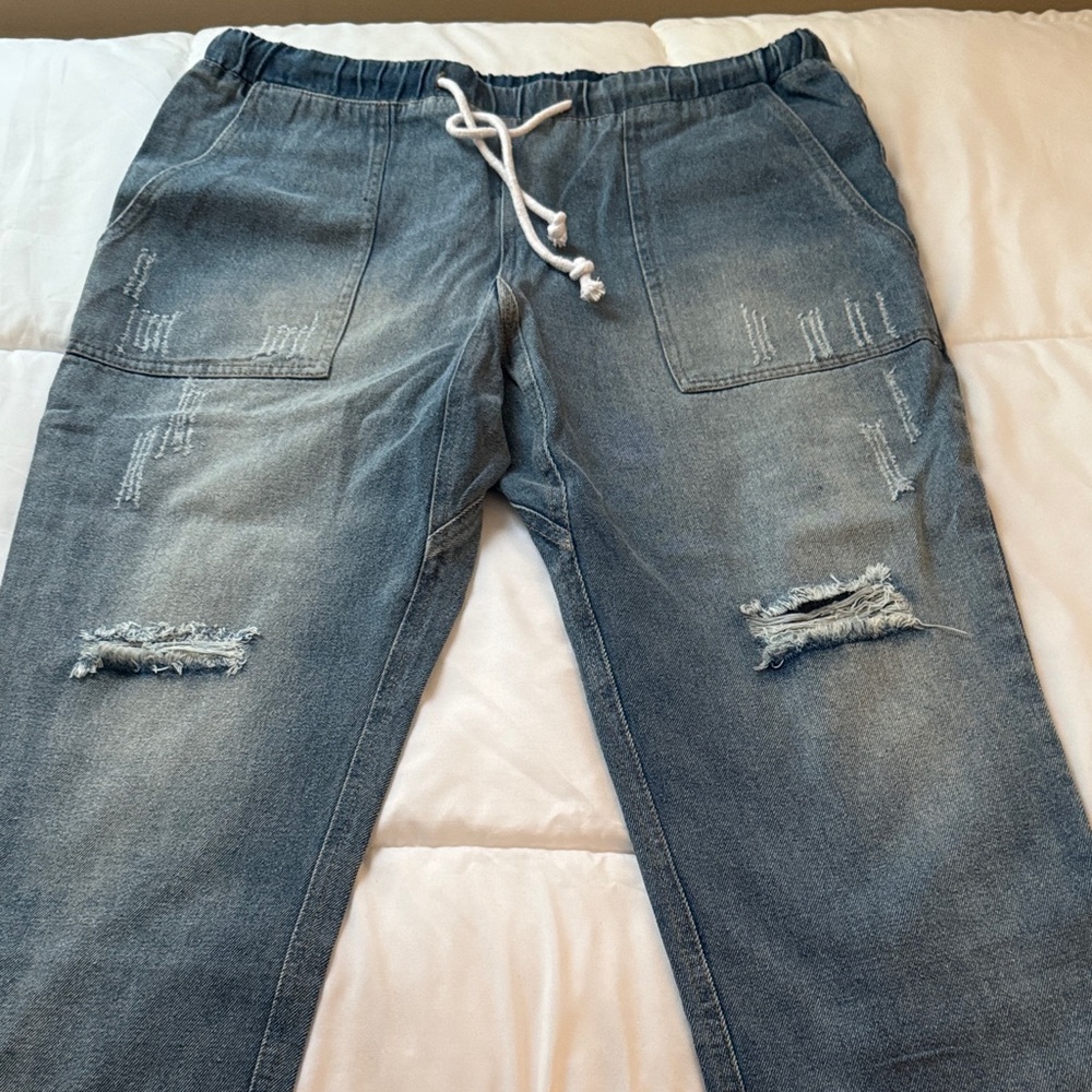 Women's Blue Straight Leg Jeans